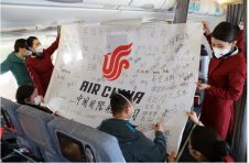 兑现春天约定！国航接最后一批国家援鄂医疗队回京