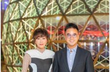 前方星光璀璨!郑志刚与刘嘉玲现身艺术短片《惑》首发, 加持K11 MUSEA周年庆