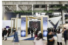 时空无界，纵贯海天 Ulysse Nardin雅典表2021“钟表与奇迹”高级钟表展新品